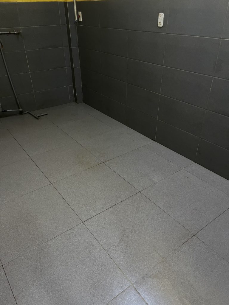 Công ty nhận vệ sinh công nghiệp trọn gói tại TP HCM uy tín