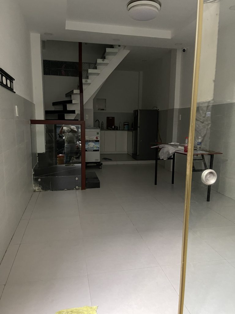 Đội ngũ chuyên vệ sinh công nghiệp tại TP HCM chuyên nghiệp