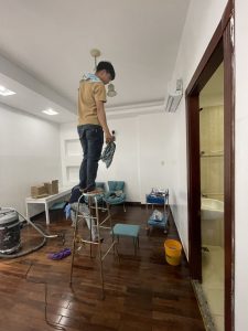 Tư vấn làm vệ sinh công nghiệp tại HCM hỗ trợ khách hàng 2424