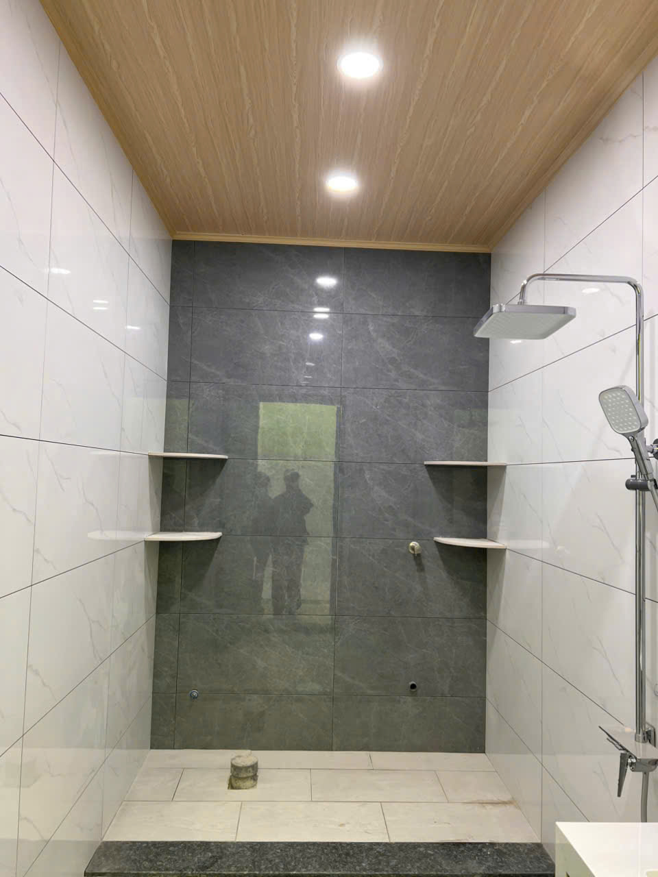 Thi công ron keo epoxy nhà vệ sinh